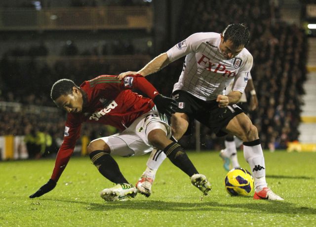 Ο Καραγκούνης «έσωσε» τη Φούλαμ και ο Φαν Πέρσι την Γιουνάιτεντ